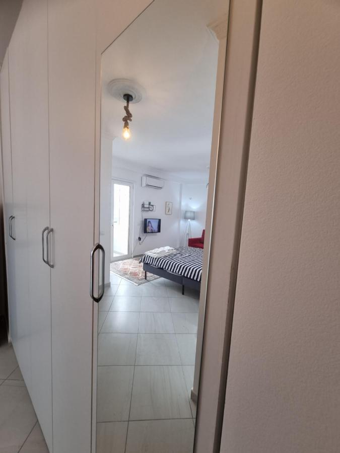 Apartmán New Modern Studio In Central Tirana Exteriér fotografie